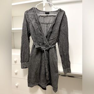 WhoWhatWear Brand Grey Chambre Dress